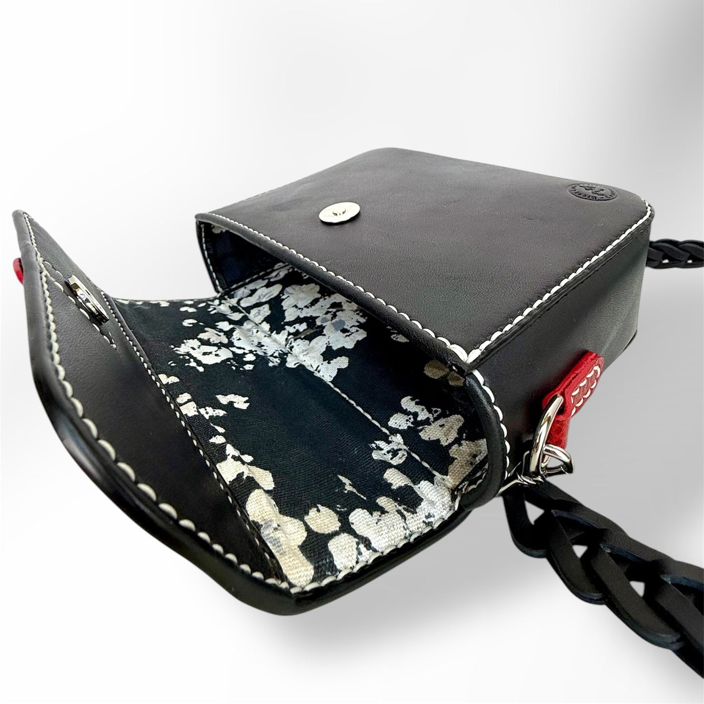 Black & Red Purse with Removeable Leather Chain Shoulder Strap